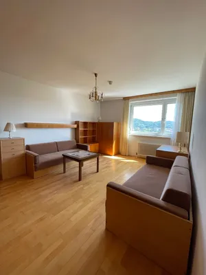 3-Zimmer-Wohnung kaufen in Graz – 81 m², € 195.000