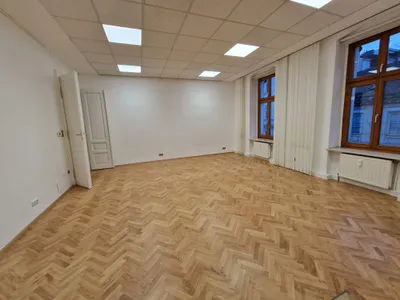 3-Zimmer-Gewerbeimmobilie mieten in Linz – 120 m², € 1.393 – Bild 6 von 8