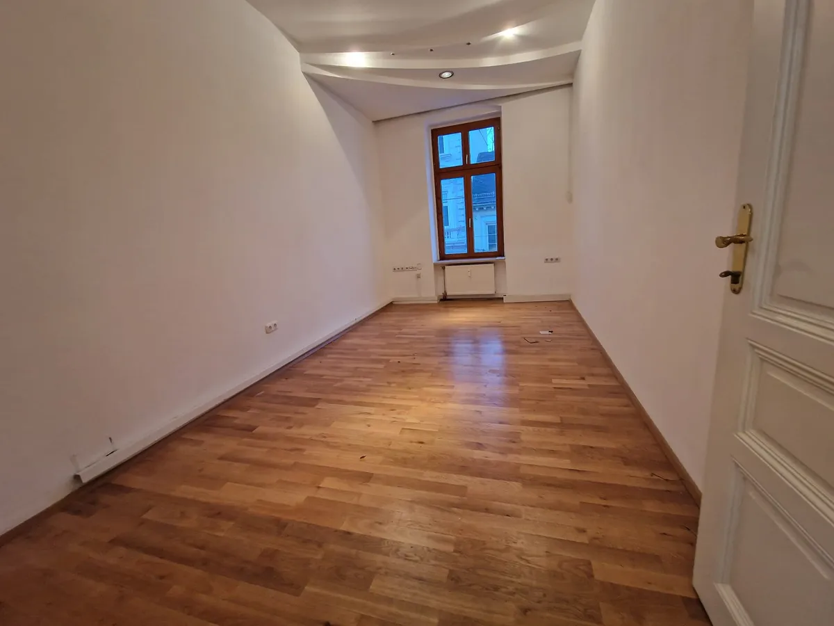 Charaktervolle Bürofläche in zentraler Bestlage - Mozartstraße - Ansicht 2