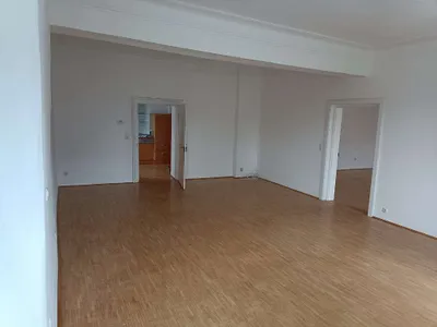 3-Zimmer-Wohnung mieten in Gmunden – 117 m², € 1.300 – Bild 2 von 15