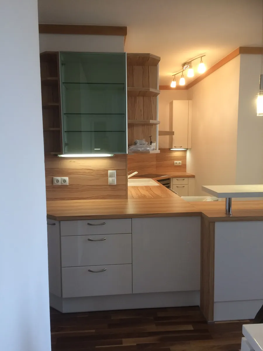 Moderne 2 Zimmerwohnung mit Loggia in St. Peter - Ansicht 2
