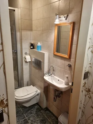 8-Zimmer-Haus kaufen in Krems Land – 241 m², € 190.000 – Bild 9 von 21