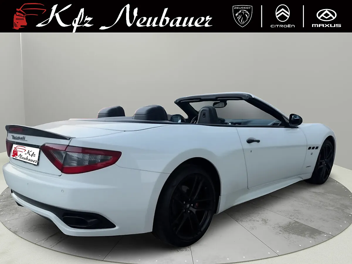 Maserati Gran Cabrio 4.7 V8 MC Carbon! – Bild 5
