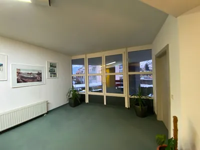 Gewerbeimmobilie mieten in Zell am See – 42 m², € 680