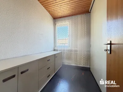 4-Zimmer-Wohnung kaufen in Linz – 114 m², € 230.000 – Bild 10 von 16