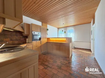 4-Zimmer-Wohnung kaufen in Linz – 114 m², € 230.000 – Bild 5 von 16