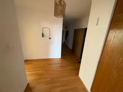 4-Zimmer-Immobilie mieten in Amstetten – 118 m², € 1.200 – Bild 3 von 12