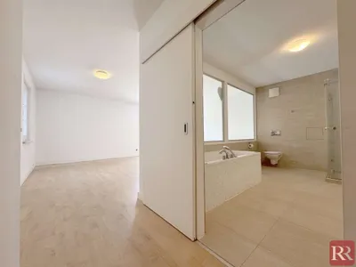 5-Zimmer-Wohnung kaufen in Tulln – 215 m², € 870.000 – Bild 8 von 15