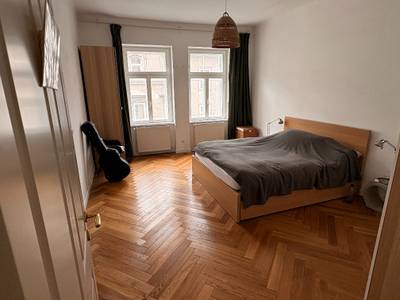 Altbau-TAUSCHWOHNUNG in 1050 Wien - 73 m², Fischgrätparkett, Badewanne & Ruhelage