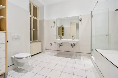 5-Zimmer-Gewerbeimmobilie mieten in Wien – 176 m², € 3.448 – Bild 18 von 21