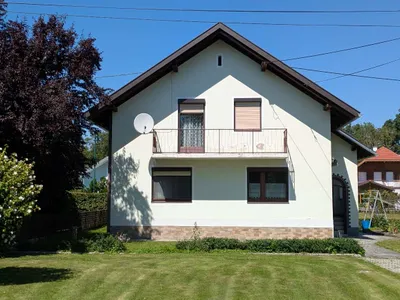Haus kaufen in Grieskirchen – 115 m², € 210.000