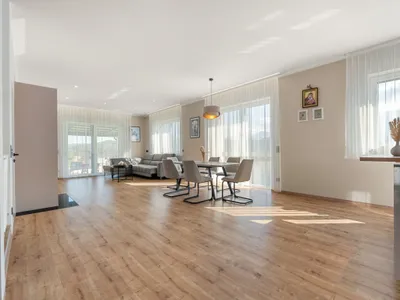 8-Zimmer-Haus kaufen in Klagenfurt Land – 250 m², € 849.000 – Bild 18 von 26