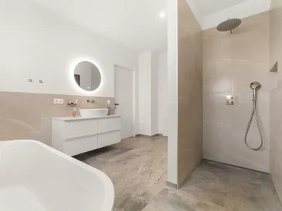 8-Zimmer-Haus kaufen in Klagenfurt Land – 250 m², € 849.000 – Bild 13 von 26