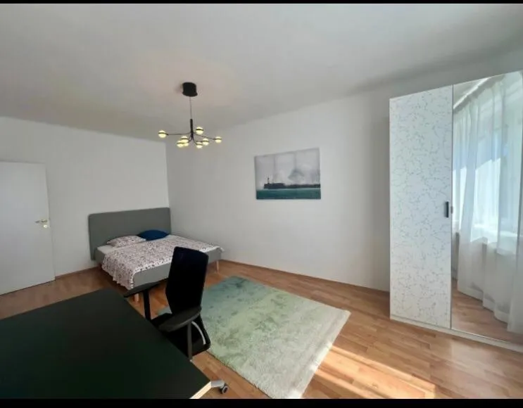 Großes WG Zimmer in guter Lage - Ansicht 2
