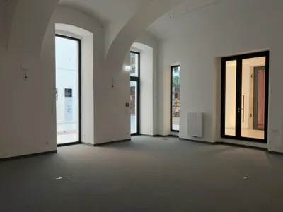Gewerbeimmobilie mieten in Linz – 74 m², € 2.527 – Bild 2 von 6