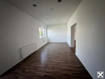 8-Zimmer-Gewerbeimmobilie kaufen in Wiener Neustadt – 164 m² – Bild 5 von 12