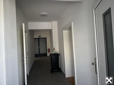 8-Zimmer-Gewerbeimmobilie kaufen in Wiener Neustadt – 164 m² – Bild 6 von 12