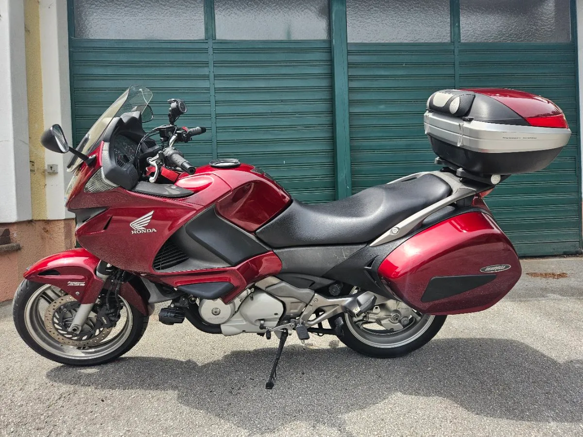Honda NT