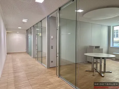Gewerbeimmobilie mieten in Linz – 1 795 m², € 19.465 – Bild 2 von 30