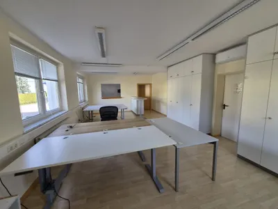 Gewerbeimmobilie mieten in Braunau am Inn – 265 m², € 4.200 – Bild 6 von 14