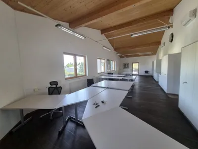 Gewerbeimmobilie mieten in Braunau am Inn – 265 m², € 4.200 – Bild 3 von 14