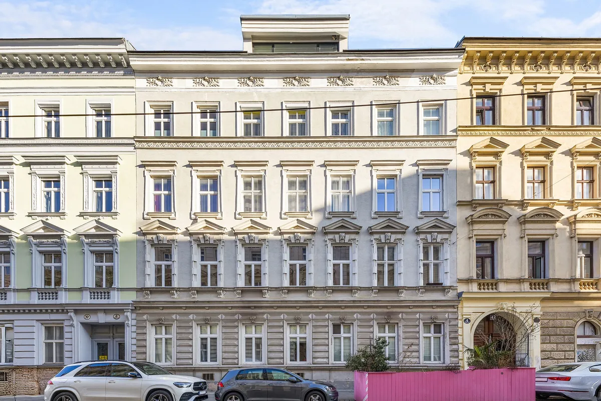 Luxuriöse 3-Zimmer-Dachgeschosswohnung mit exklusivem Flair nähe Kutschkermarkt - Widok 3