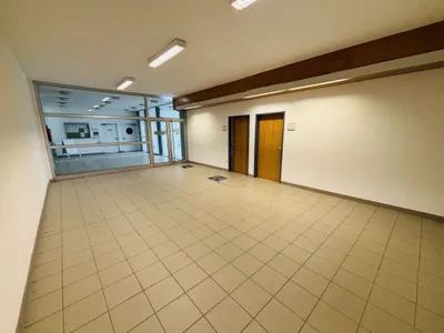10-Zimmer-Gewerbeimmobilie mieten in Deutschlandsberg – 383 m², € 5.050 – Bild 17 von 20