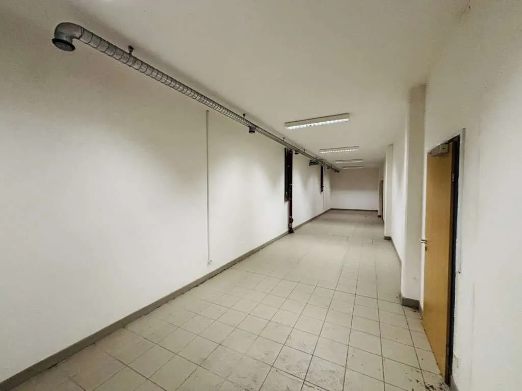 Modernes Büro / Großraumbüro mit flexibler Nutzung - ideal für Shared Office oder Unternehmensstandort - Ansicht 3