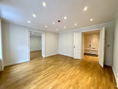 NEU! WG-Geeignet! 3-Zimmer-Altbauwohnung in Top Zustand nahe Mariahilferstraße zu vermieten! – Bild 3