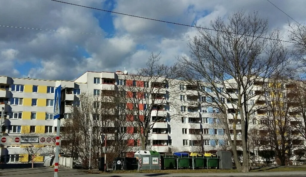Kundratstraße 8-14 | Motorradplatz in der Garage – pohled 2