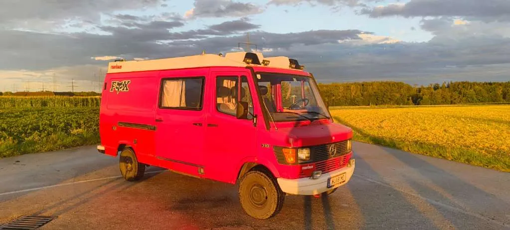 Mercedes-Benz T1 310