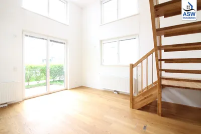 Wunderschöne 2-Zimmer Maisonettewohnung mit Terrasse und Garten in U-Bahn-Nähe (U3) – Bild 2