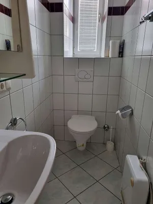 1-Zimmer-Wohnung mieten in Innsbruck – 15 m², € 630 – Bild 4 von 7