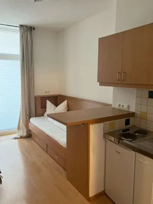 1-Zimmer-Wohnung mieten in Innsbruck – 15 m², € 630