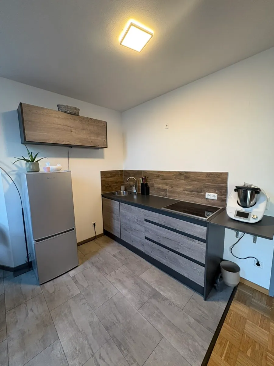 Helle 3-Zimmer-Wohnung mit Balkon und Parkplatz in Aschbach-Markt - Ansicht 3