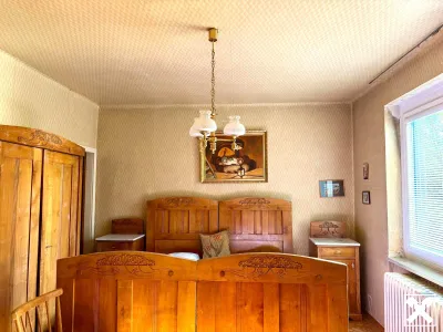 8-Zimmer-Haus kaufen in Neunkirchen – 174 m², € 330.000 – Bild 10 von 19
