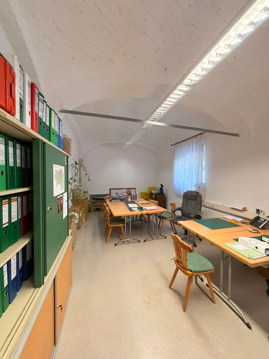 Büro / Gewerbefläche zu vermieten - Ansicht 3