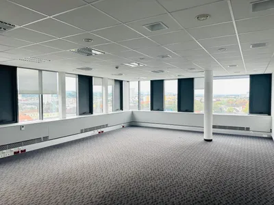 6-Zimmer-Gewerbeimmobilie kaufen in Wels – 340 m², € 900.000 – Bild 2 von 11
