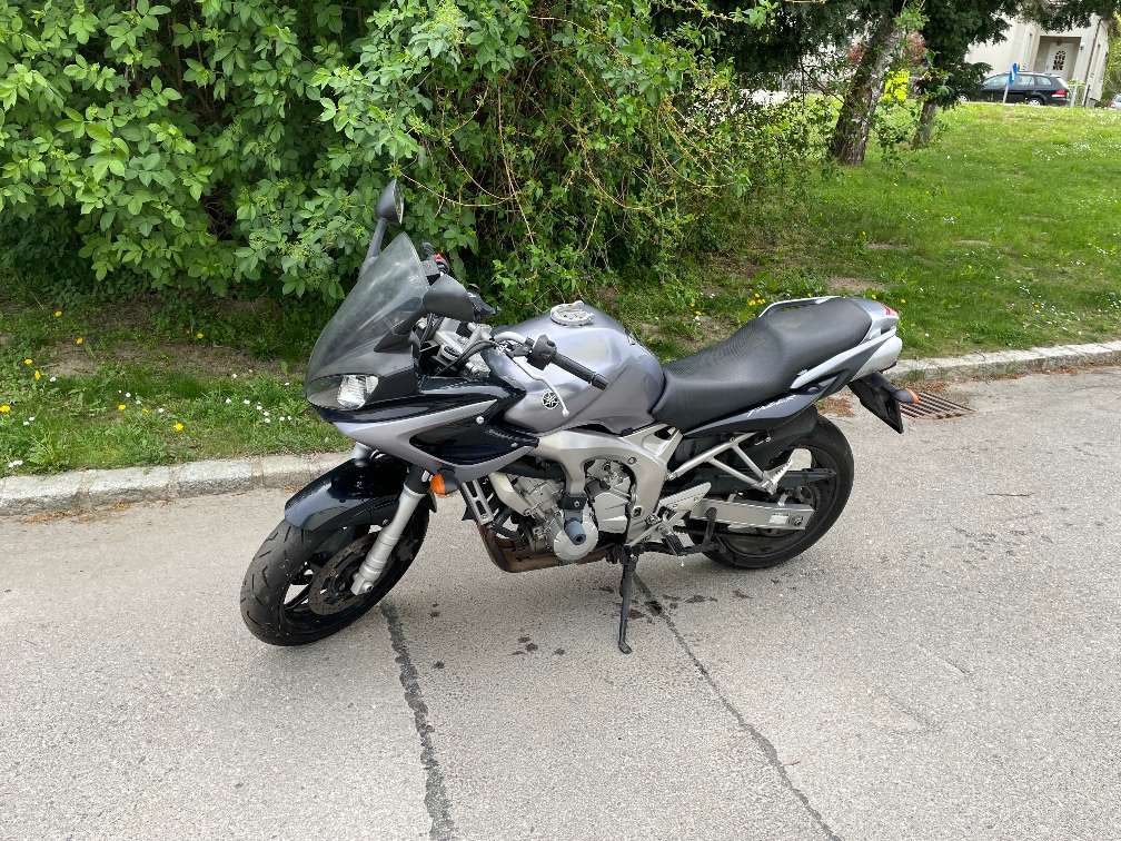 Yamaha FZ 6-S Fazer Tourer