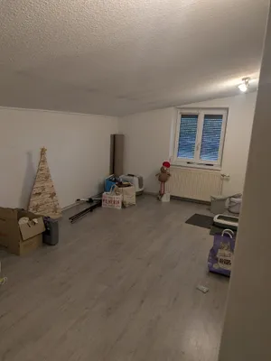 5-Zimmer-Wohnung mieten in Korneuburg – 110 m², € 1.100 – Bild 2 von 8
