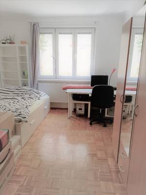 Sehr schöne 2 Zimmer Wohnung, WG Geeignet, Zentrum, Hauptbahnhof und Ubahn Nähe