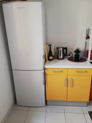 Sehr schöne 2 Zimmer Wohnung, WG Geeignet, Zentrum, Hauptbahnhof und Ubahn Nähe – Bild 3