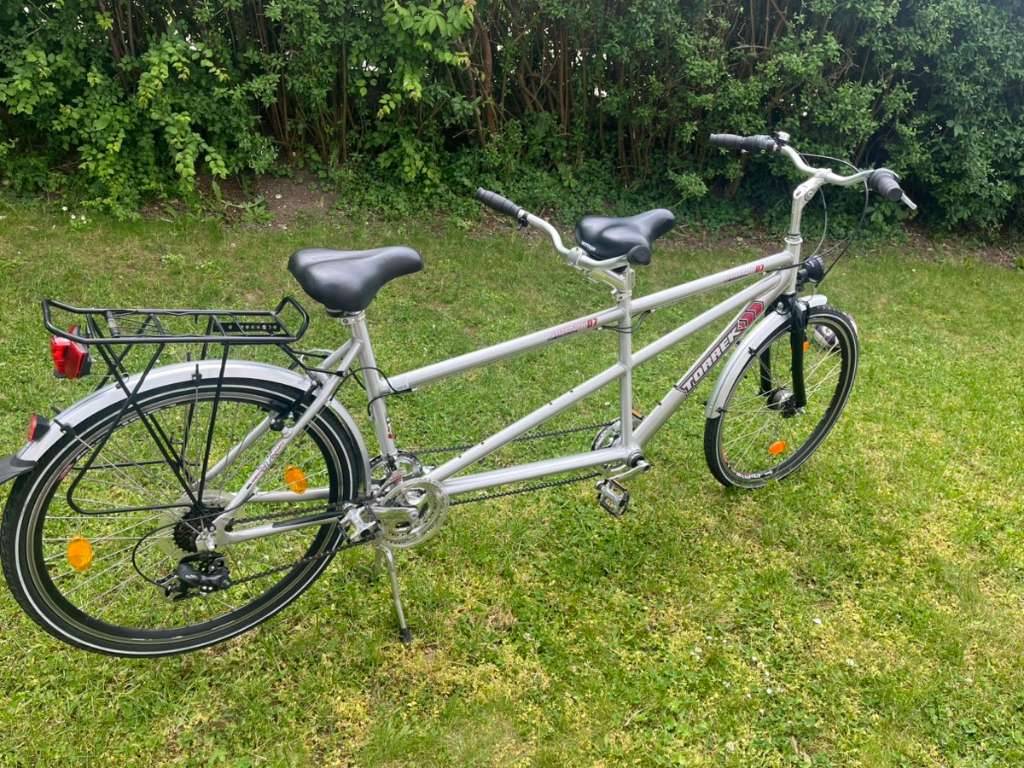 rücklicht rennrad Rücklicht & Bremslicht für Fahrrad und Rennrad mit 6 Modi und Akku main image 0