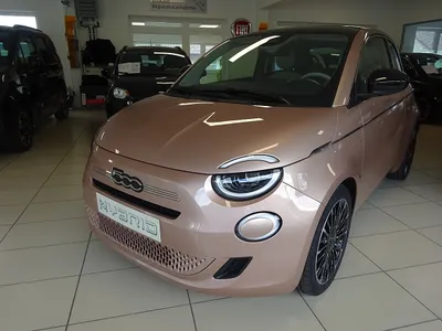 Fiat 500 Hatchback Hybrid La Prima