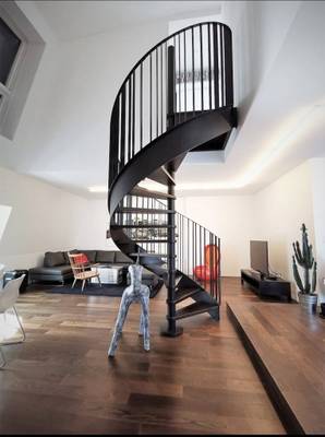 Tolles Penthouse mit Terrasse/Naschmarkt + ganz in der Nähe eines wunderschönen Gartens!