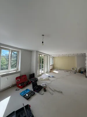 Ab 15.10. | Frisch sanierte, Exklusive 4-Zimmer-Wohnung mit Balkon, 2 Bädern & Klimatisierung in 1190 Wien – Bild 3