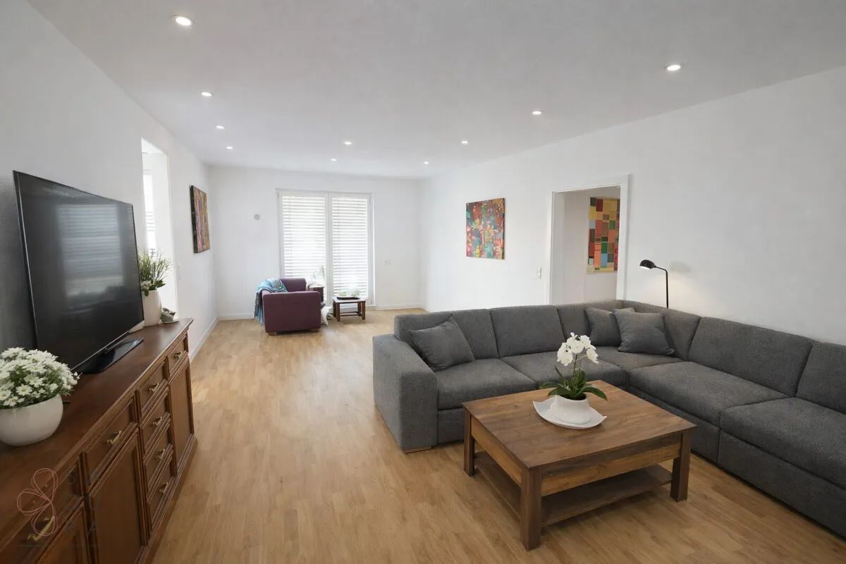 Familienwohnung mit Eigengarten und Garage in Pottendorf - Ansicht 2