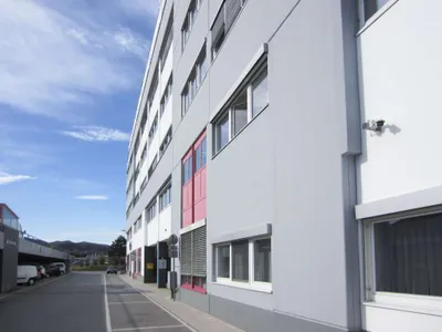 Gewerbeimmobilie mieten in Mödling – 210 m², € 2.652 – Bild 2 von 2