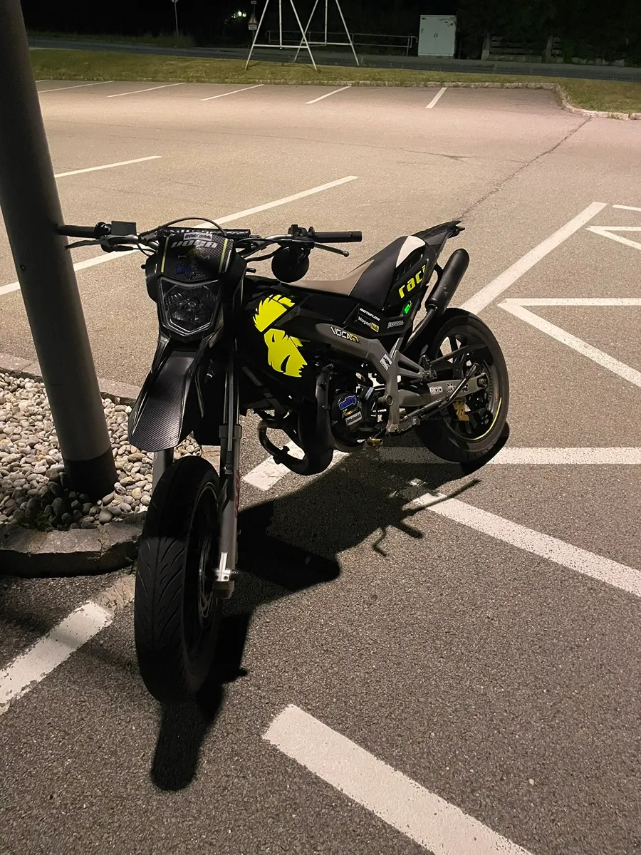 Aprilia SX