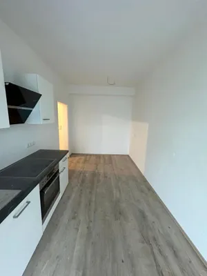 6-Zimmer-Wohnung mieten in Graz – 142,82 m², € 1.500 – Bild 3 von 9